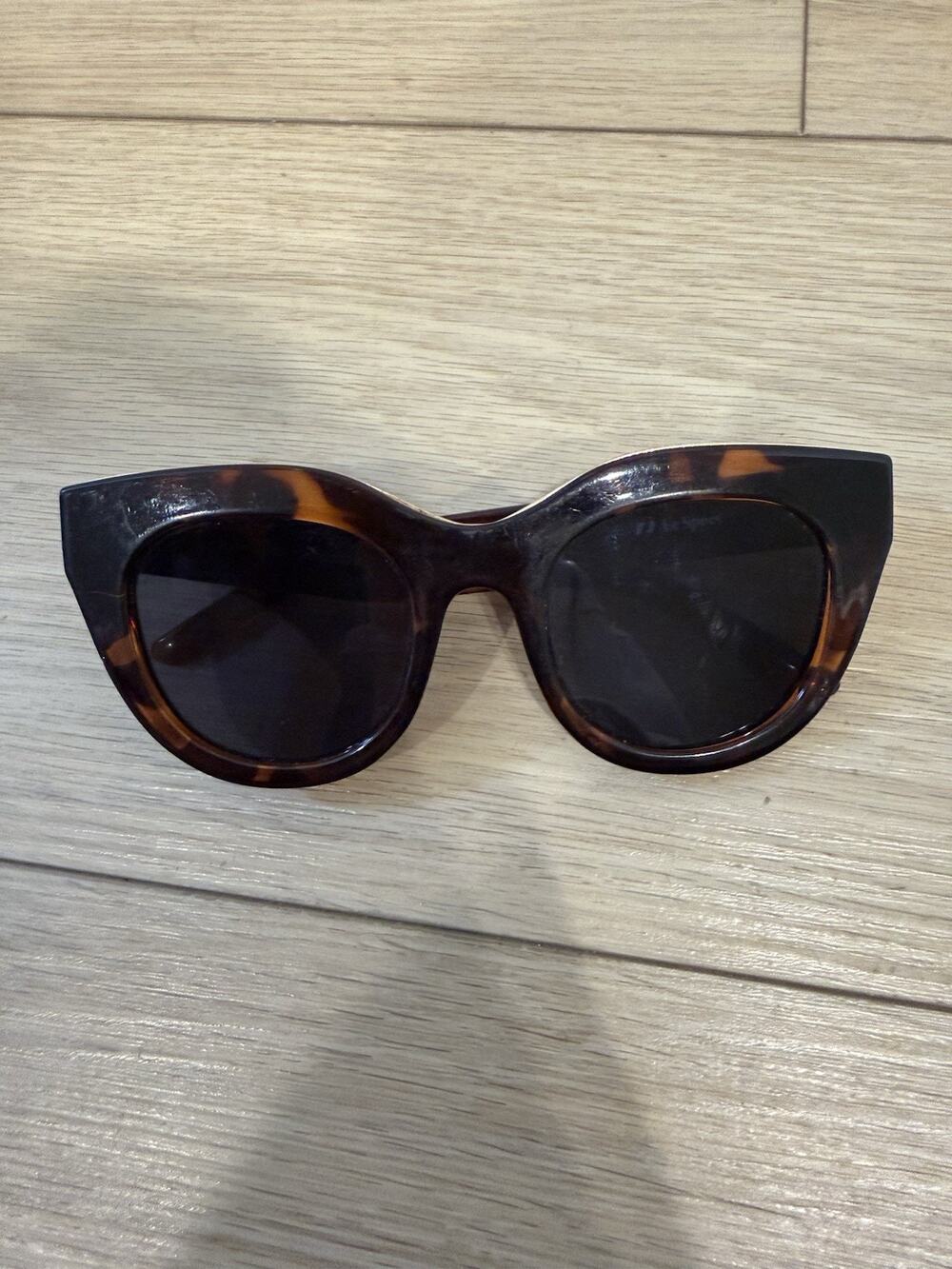 Le Specs Air Heart 1902028 Brown Tortoise Shell Frame Lenses Sunglasses